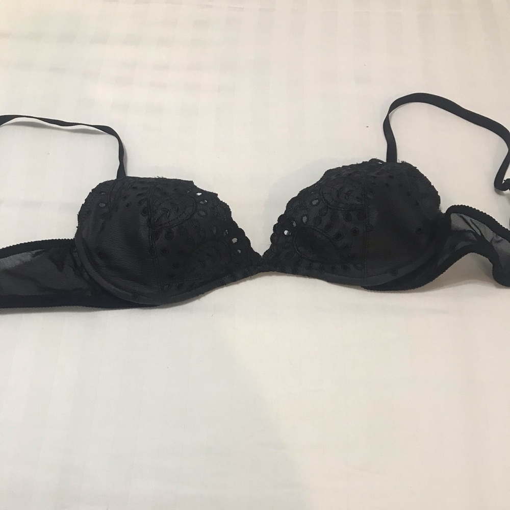 Hanky Panky After Midnight Bra size M - NWOT.